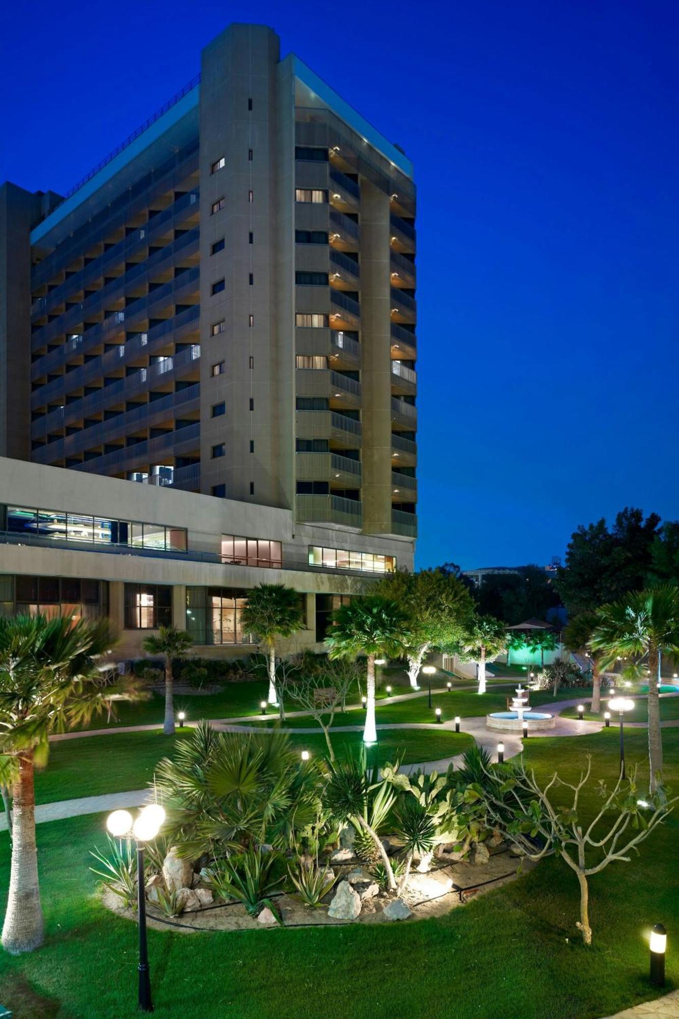 Le Meridien Al Khobar Exterior foto Hilton Athens