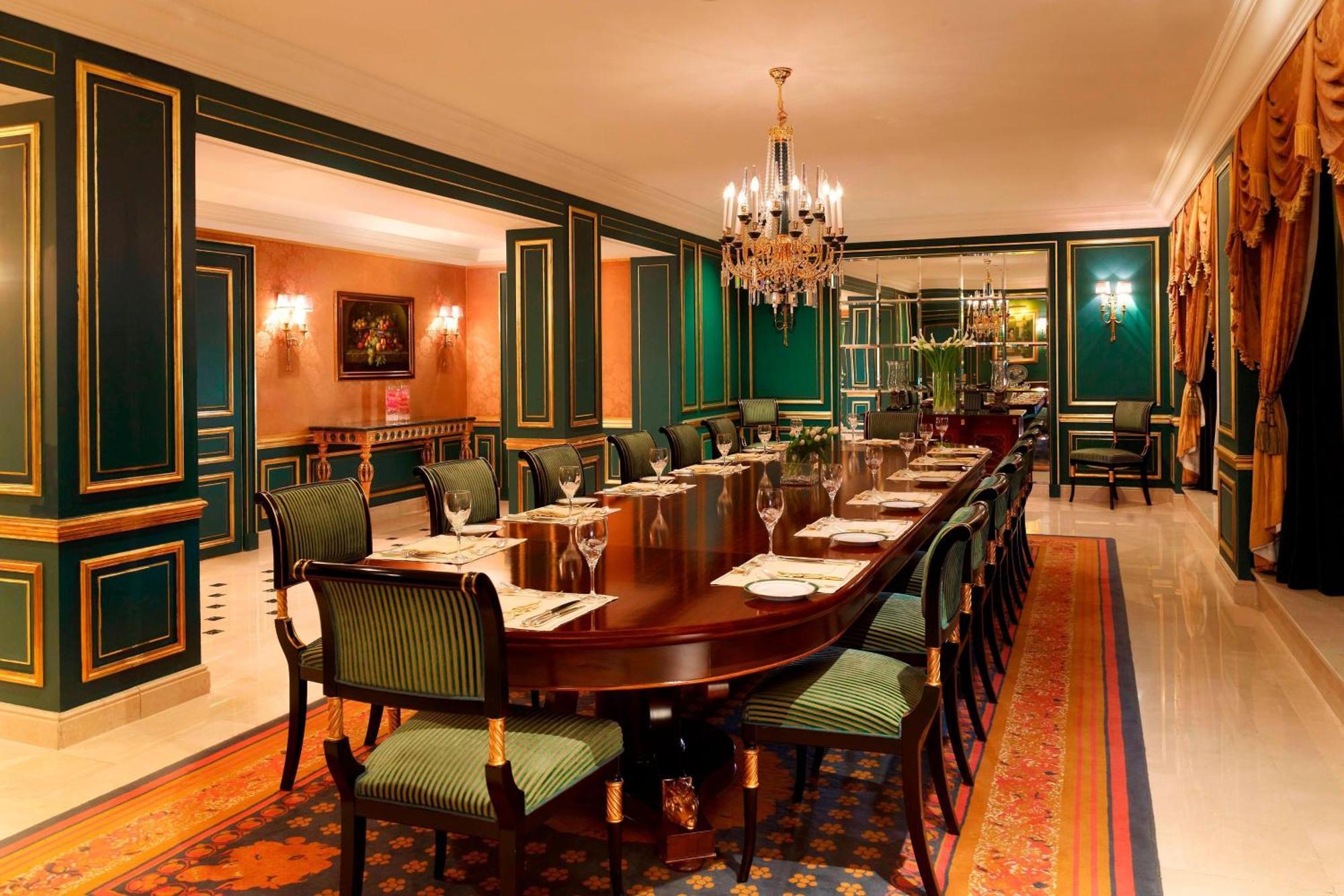 Le Meridien Al Khobar Exterior foto The restaurant